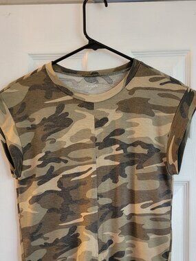 Camo top